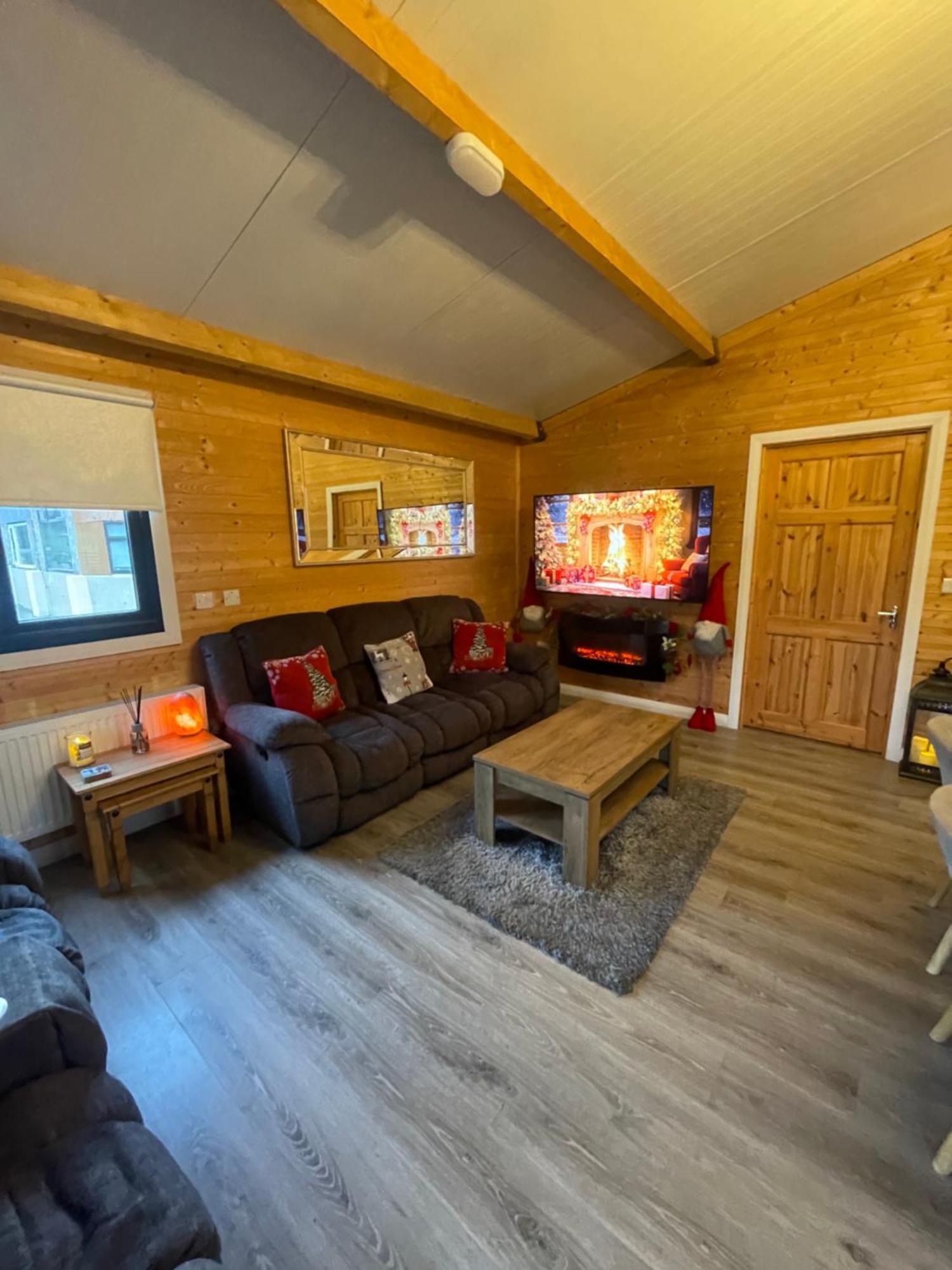 The Lodge Mountain View Log Cabin , Attymass Ballina Boyhollagh Экстерьер фото